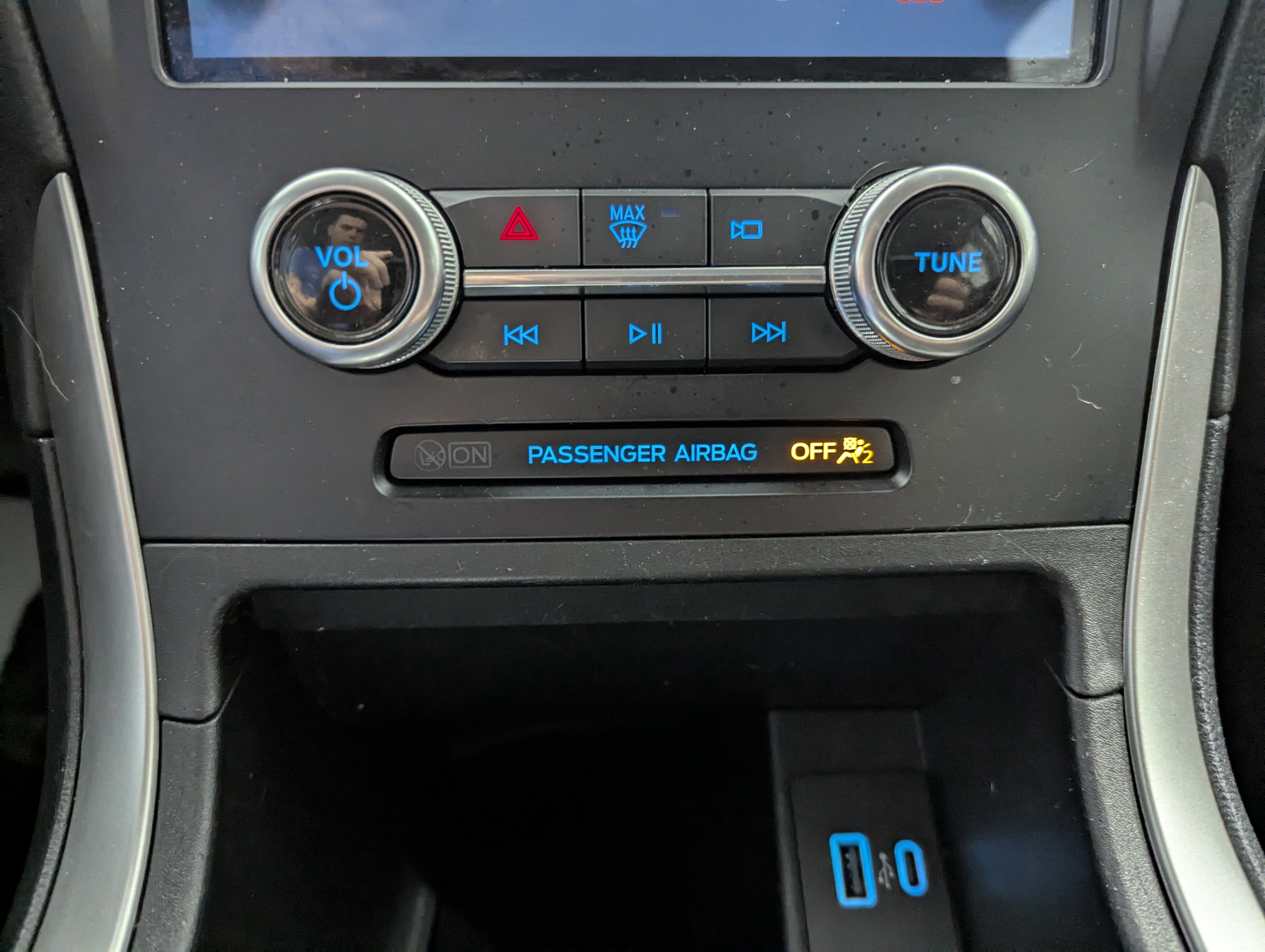 Used 2024 Ford Edge SEL w/ Convenience Package AWD/4WD image 17