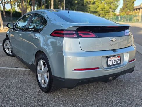 Used 2013 Chevrolet Volt FWD image 31