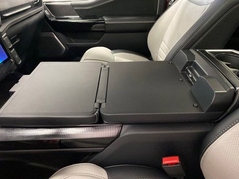 New 2023 Ford F150 Lightning Platinum image 66