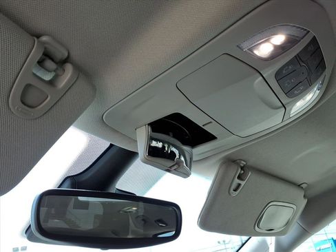 Used 2023 Chrysler Voyager LX FWD image 34