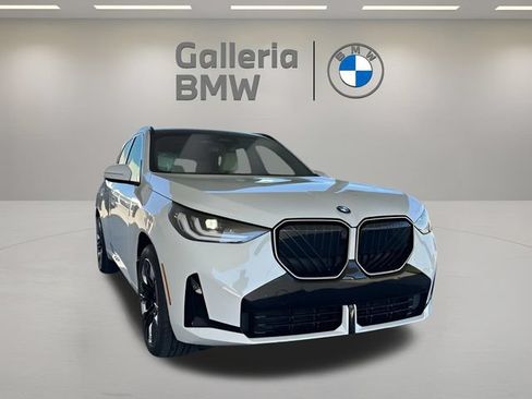 Used 2026 BMW X3 xDrive30i w/ Premium Package AWD/4WD image 4