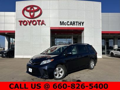 Used 2018 Toyota Sienna LE