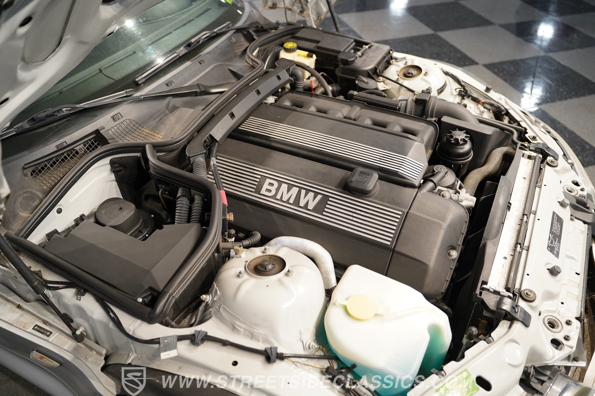 Used 2001 BMW Z3 3.0i RWD image 32