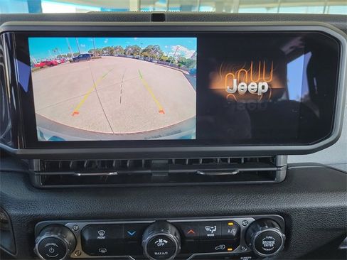 Used 2024 Jeep Wrangler Sport S image 28