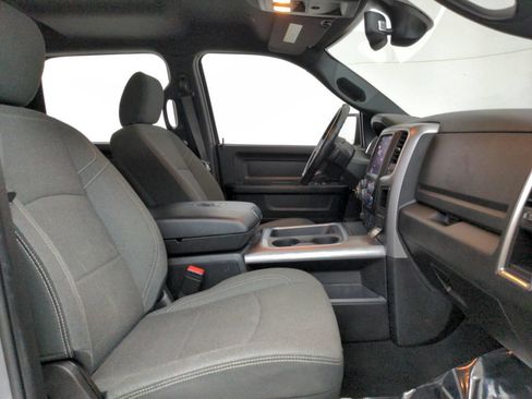 Used 2022 RAM 1500 Express w/ Ceramic Grey Express Package AWD/4WD image 24