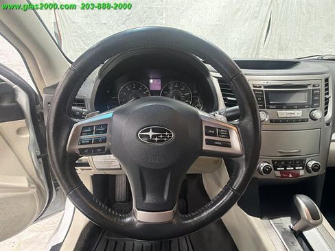 Used 2012 Subaru Legacy 2.5i Premium AWD/4WD image 4
