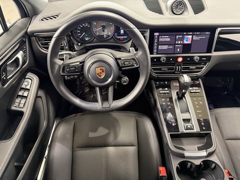 Certified 2026 Porsche Macan S AWD/4WD image 17
