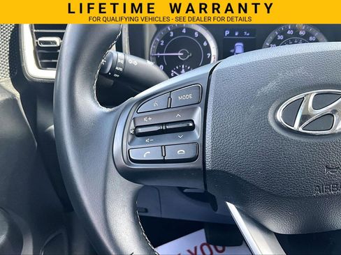 Used 2022 Hyundai Venue SEL w/ Cargo Package FWD image 24