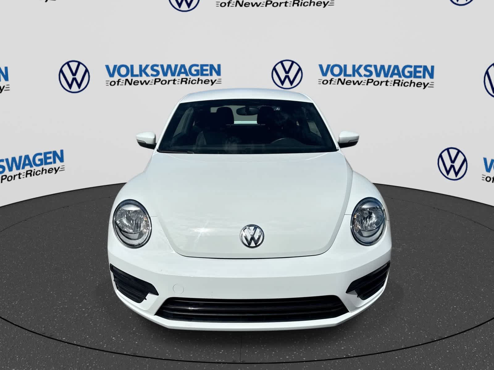 Used 2019 Volkswagen Beetle 2.0T S FWD image 17