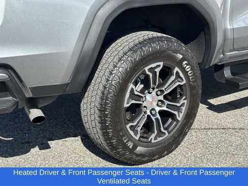 Used 2023 GMC Canyon AT4 w/ AT4 Premium Package image 32