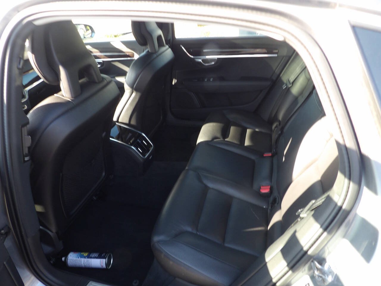 Used 2018 Volvo S90 T5 Momentum w/ Convenience Package AWD/4WD image 11