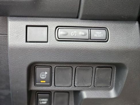 New 2026 Nissan Frontier SV w/ Tow Package image 19