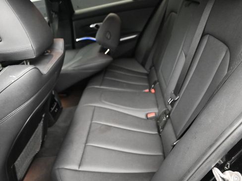 Used 2021 BMW 330i Sedan w/ Premium Package RWD image 14