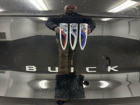 Certified 2024 Buick Envista Preferred w/ Convenience I Package image 30