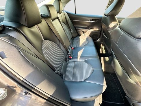 Used 2023 Toyota Camry SE image 21