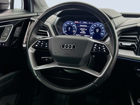 Used 2024 Audi Q4 e-tron Premium Plus w/ Premium Plus image 8