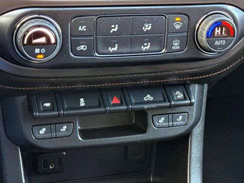 Used 2022 GMC Canyon AT4 w/ Trailering Package image 21