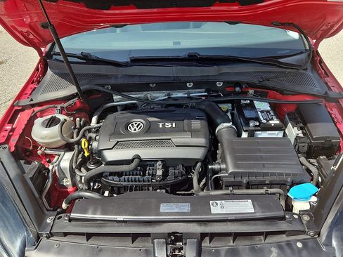 Used 2016 Volkswagen Golf SE FWD image 22