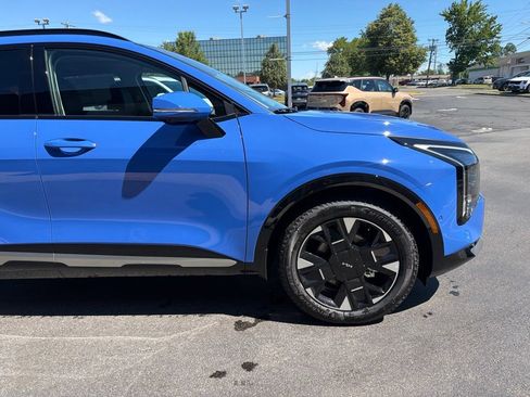 New 2026 Kia Sportage SX FWD image 6