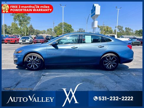 Used 2024 Chevrolet Malibu RS w/ LPO, Floor Liner Package image 4