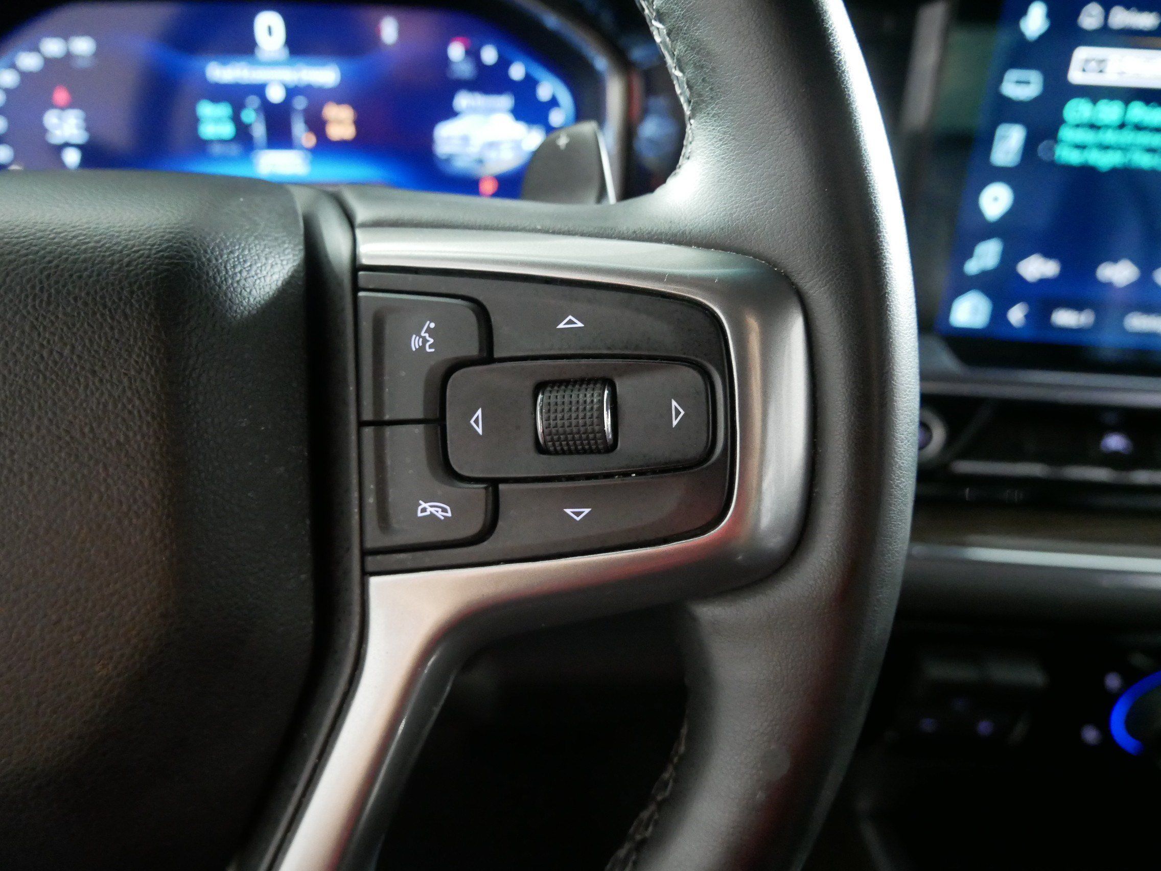 Certified 2023 Chevrolet Silverado 1500 RST w/ Convenience Package II AWD/4WD image 28