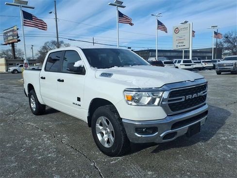 Used 2024 RAM 1500 Big Horn image 3