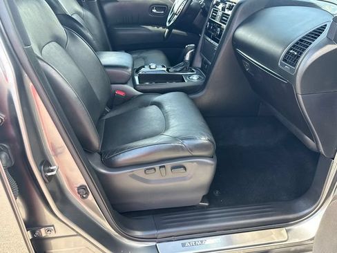 Used 2024 Nissan Armada SL w/ Midnight Edition Package RWD image 13