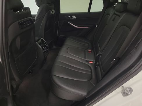 Used 2021 BMW X5 xDrive40i w/ Convenience Package AWD/4WD image 25