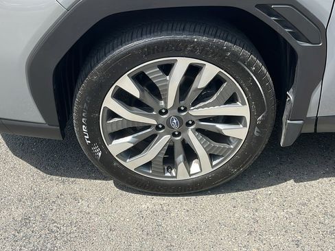 Certified 2025 Subaru Forester Touring AWD/4WD image 10