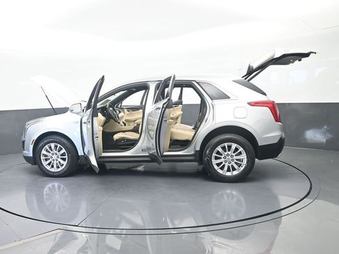 Used 2019 Cadillac XT5 FWD image 71