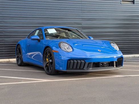 Certified 2025 Porsche 911 Carrera 4 GTS AWD/4WD image 7