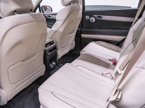 Certified 2026 Genesis GV80 3.5T Advanced image 11