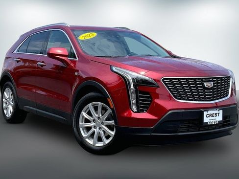 Used 2023 Cadillac XT4 Luxury w/ Cold Weather Package AWD/4WD image 1
