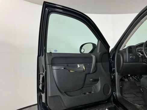 Used 2013 Chevrolet Silverado 1500 LT w/ All-Star Edition AWD/4WD image 10