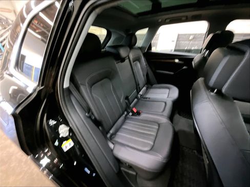 Used 2023 Audi Q5 2.0T Premium Plus AWD/4WD image 29