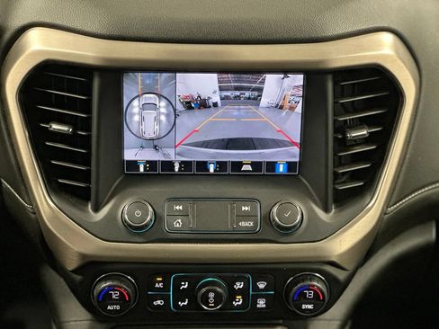 Used 2021 GMC Acadia Denali w/ Denali Technology Package FWD image 6