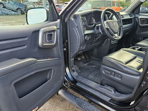 Used 2013 Honda Ridgeline RTL image 17