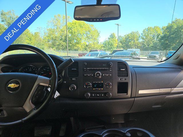 Used 2013 Chevrolet Silverado 1500 LT w/ All-Star Edition AWD/4WD image 11