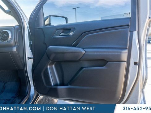 Used 2023 Chevrolet Colorado LT w/ LT Convenience Package image 20