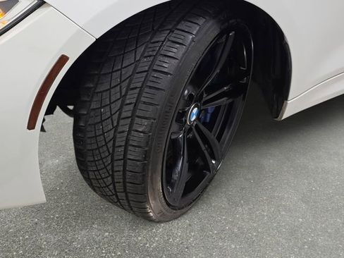 Used 2017 BMW M2 image 28