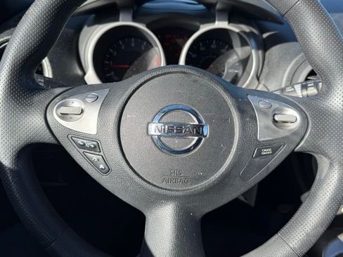 Used 2011 Nissan Juke S image 14