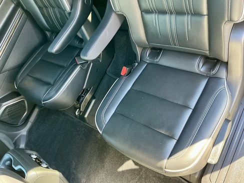 Used 2025 Buick Enclave Avenir w/ Super Cruise Package image 30