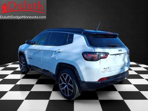 Certified 2025 Jeep Compass Limited w/ Elite Group AWD/4WD image 3