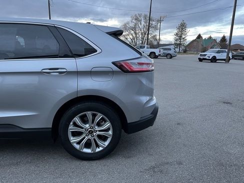 Used 2024 Ford Edge Titanium image 7