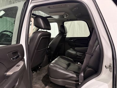 Used 2013 Chevrolet Tahoe LT image 11