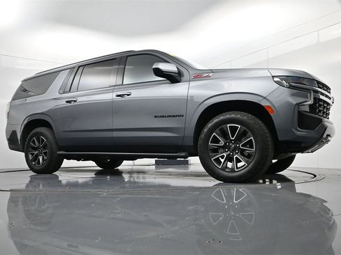 Used 2021 Chevrolet Suburban Z71 w/ Max Trailering Package image 34