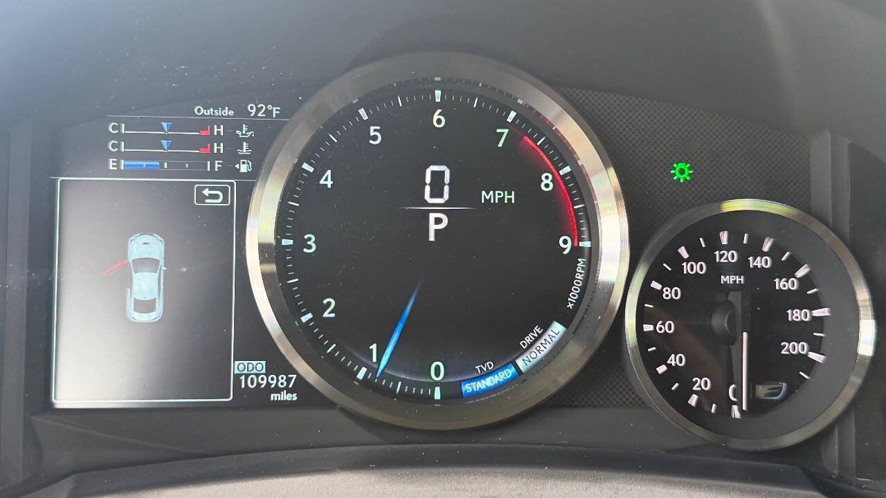Used 2015 Lexus RC F w/ Premium Package RWD image 18