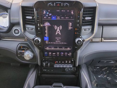 Used 2019 RAM 1500 Limited w/ Advanced Safety Group AWD/4WD image 19