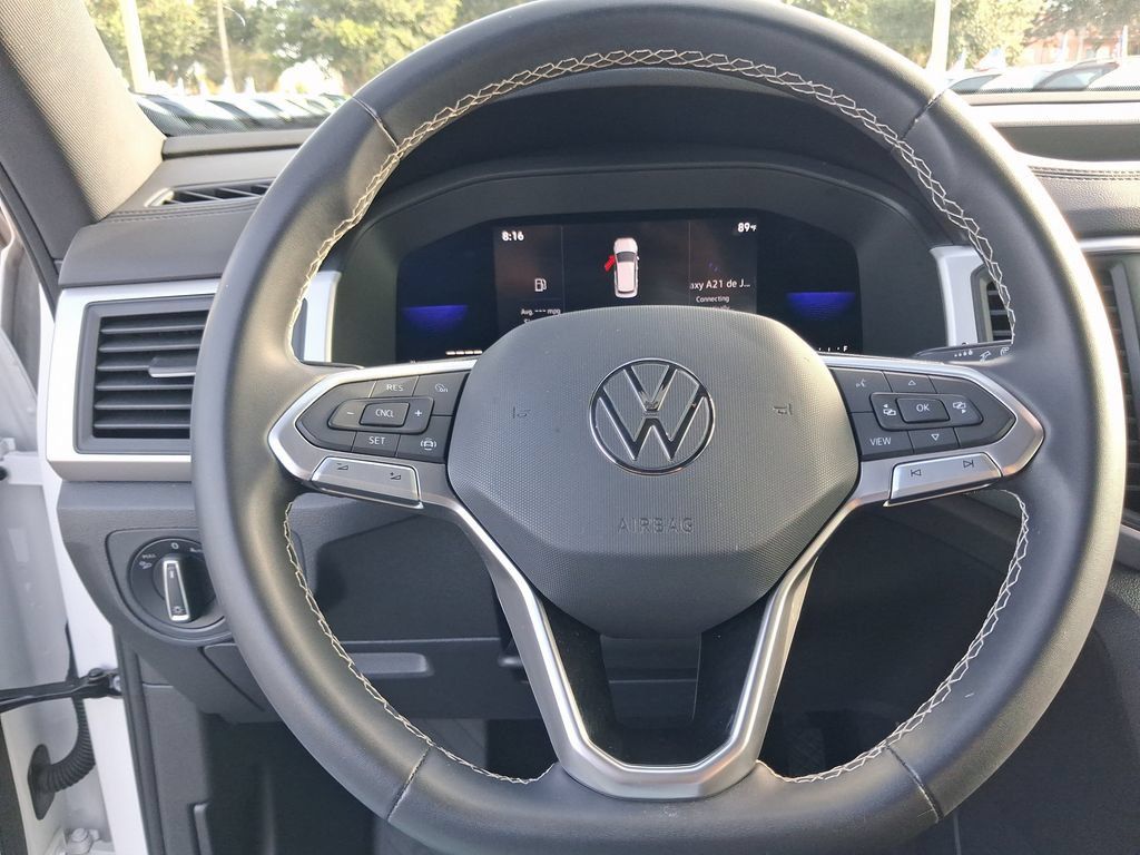 Used 2023 Volkswagen Atlas Cross Sport SE FWD image 22