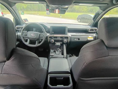 New 2026 Toyota Tacoma SR5 image 15